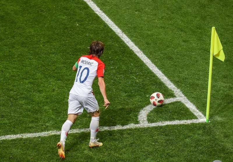 "Con" trong bóng đá là gì? Bí mật đằng sau 6 từ lạ nhưng phổ biến Con Trong Bóng Đá Là Gì? Bí Ẩn Thuật Ngữ Tưởng Lạ Nhưng Quen