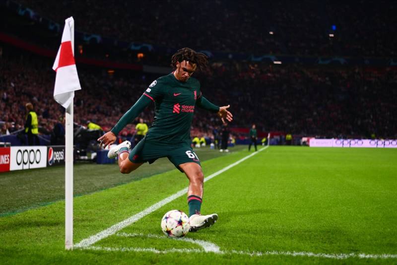 "Con" trong bóng đá là gì? Bí mật của 5 từ lạ nhưng phổ biến Con Trong Bóng Đá Là Gì? Bí Ẩn Thuật Ngữ Tưởng Lạ Nhưng Quen