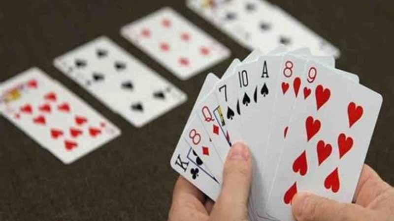 Bài Tiến Lên bao nhiêu lá? Cách chơi, cách chia bài và luật chi tiết cho người mới - Top Game