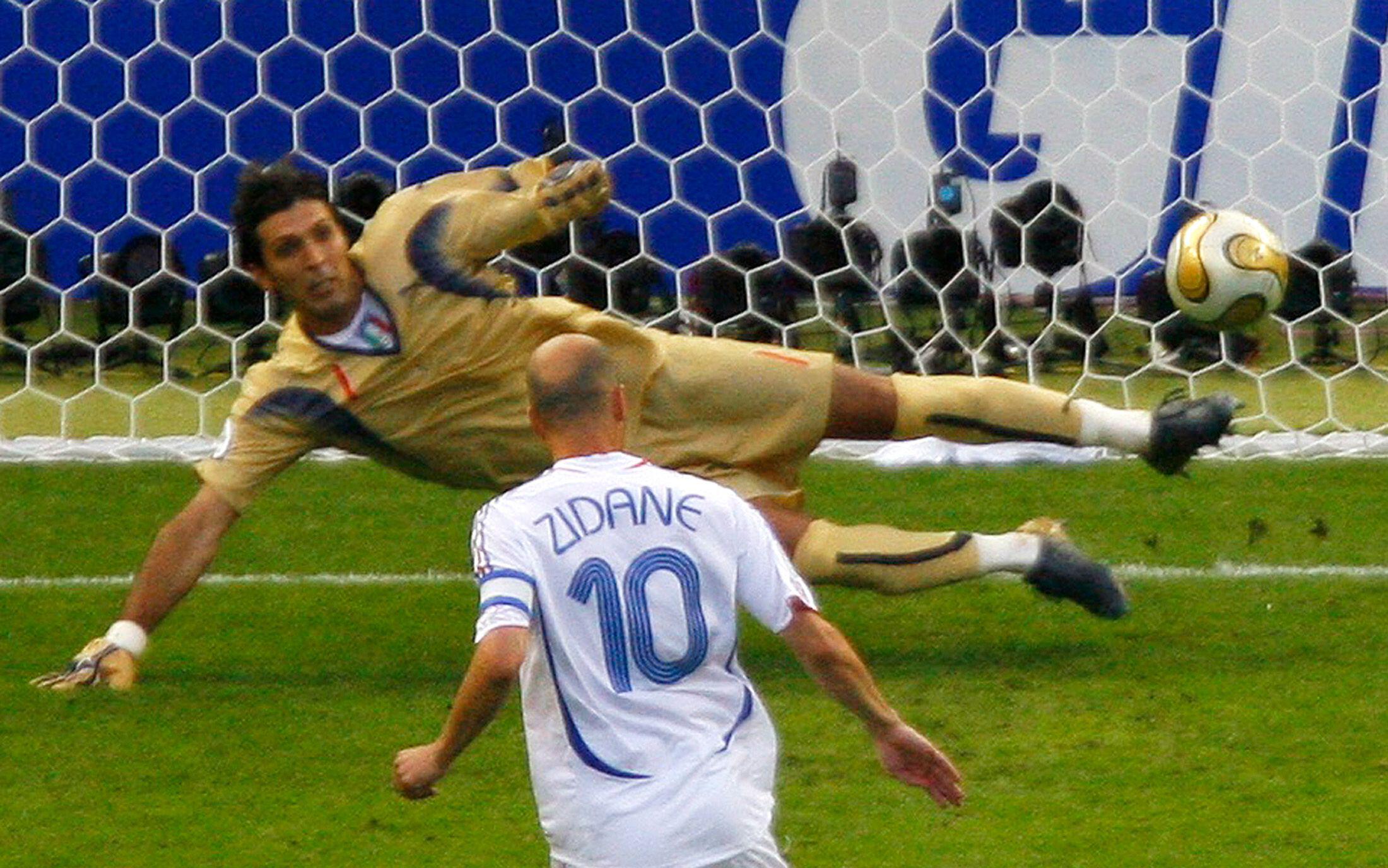 Đá Panenka là gì? Những điều cần biết về đá Panenka