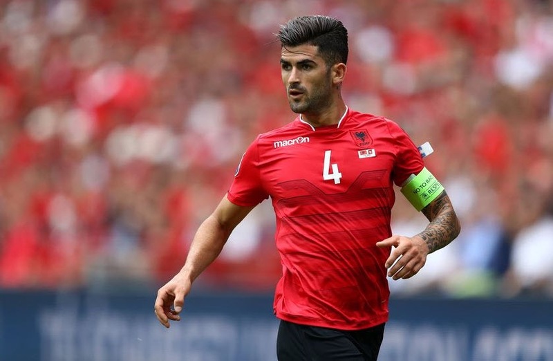 Elseid Hysaj: Trụ cột hành lang cánh Lazio và Albania