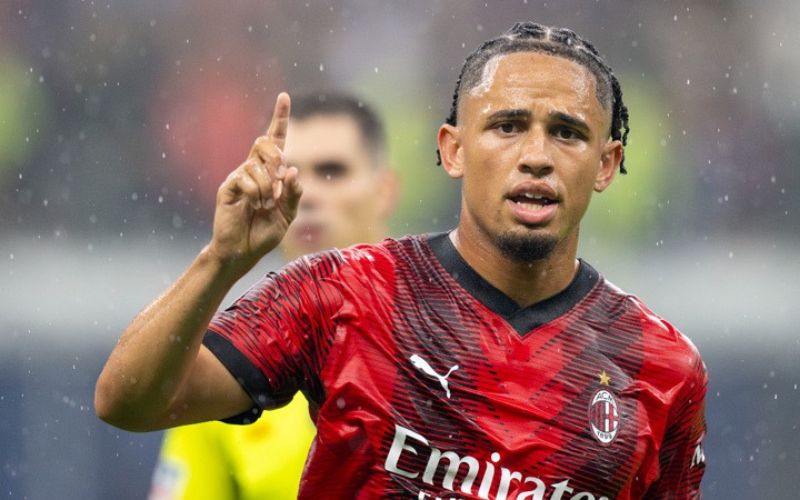 Noah Okafor ngôi sao tấn công đầy triển vọng của Thụy Sĩ