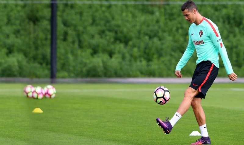 Các bài tập bóng đá cơ bản giúp nâng cao kỹ năng